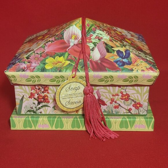 Punch Studio Lavender Soap Keepsake Floral Gift Box - Picture 13 of 13